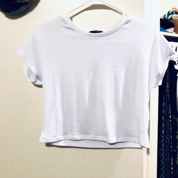 Basic white crop top - Picture 4 of 5
